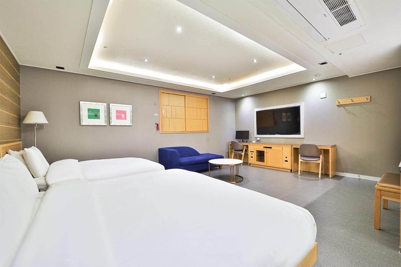 Seomyeon Ib Hotel Busan Buitenkant foto