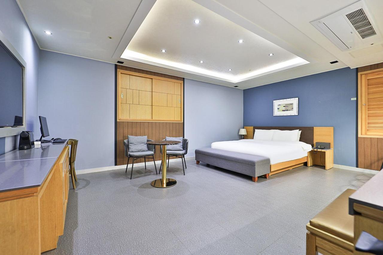 Seomyeon Ib Hotel Busan Buitenkant foto